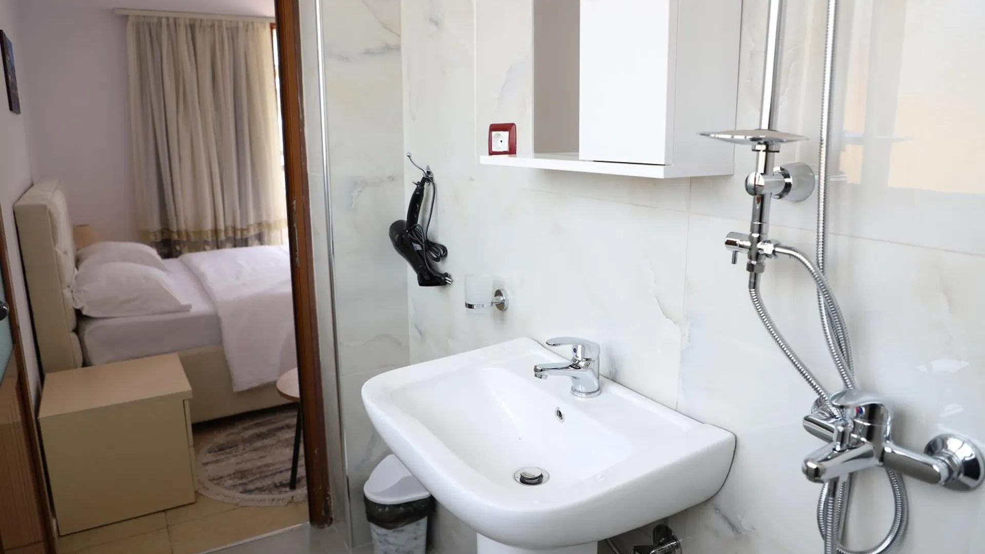 Guesthouse Ijon Berat